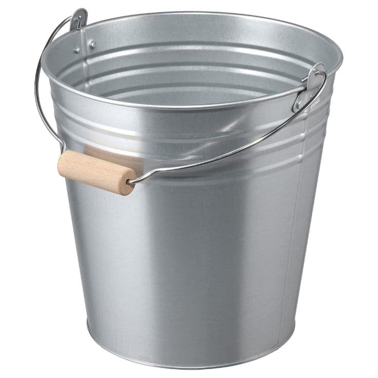Balde metalico de obra