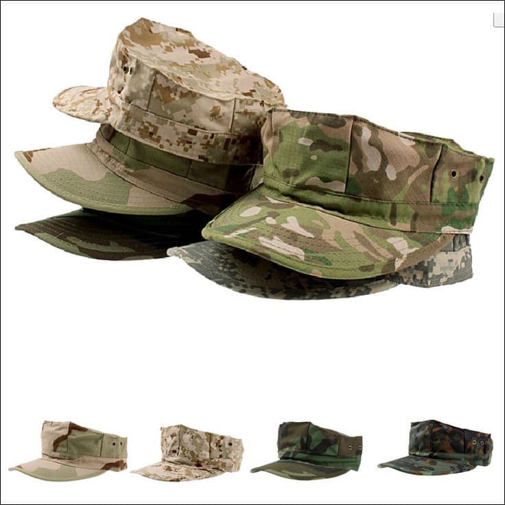 Conjunto de chapeus camuflados