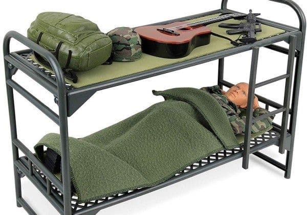 Field bunk with equipment